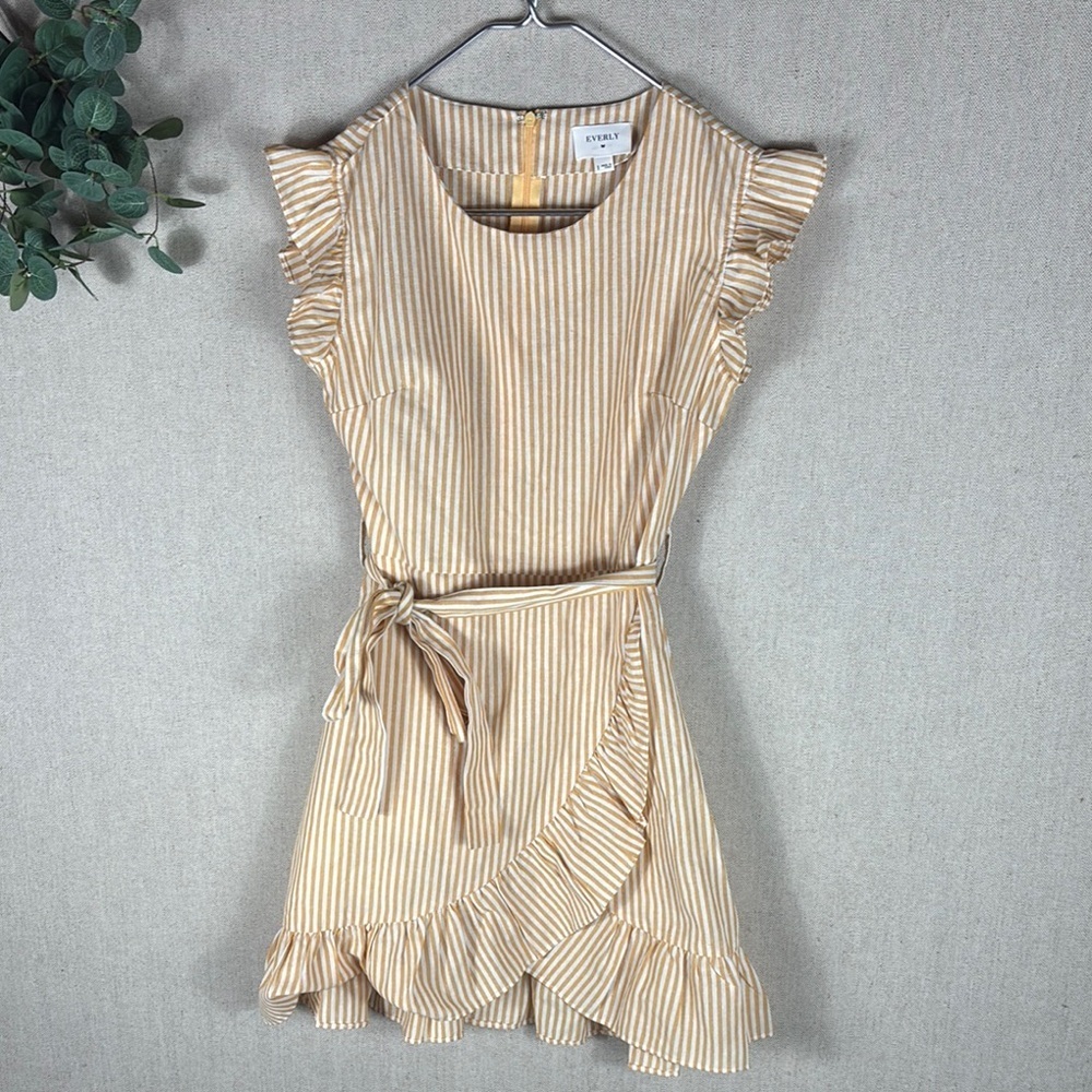 Everly > Sweet Summer Yellow Striped Ruffle Sleeve Dress Small - Picture 7 of 8